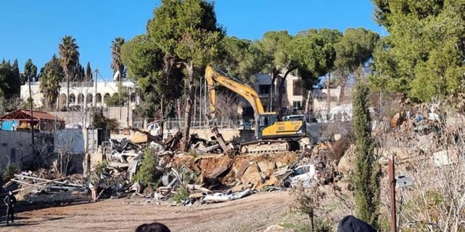Israeli occupation troops demolish Palestinian house in Sheikh Jarrah
