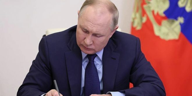 Putin signs a decree allowing foreigners with Belarusian visas to enter Russia