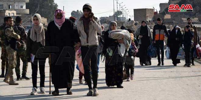 Reciben a 3.500 familias desplazadas por bombardeos estadounidenses y su milicia FDS en Hasakeh