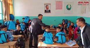 Entregan más de 5 mil mochilas escolares en Raqa