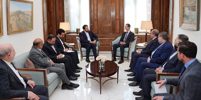 ???????????????? Presidente al-Assad aborda con Ministro iraní de Carreteras y Desarrollo Urbano nuevas perspectivas de cooperación económica