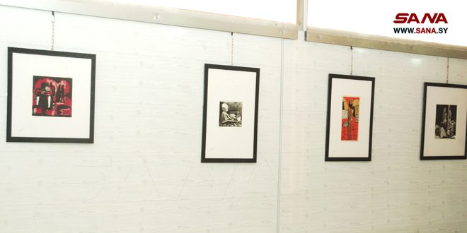 Artista siria exhibe 50 de sus obras en una exposición en Sweida (+ fotos)