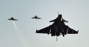 Un caza ruso intercepta a tres aviones militares franceses