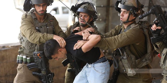 Ejército israelí detiene a 30 palestinos en varias partes de Cisjordania