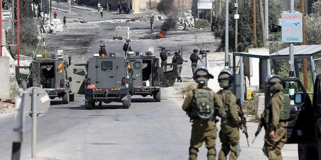 כוחות הכיבוש עוצרים 29 פלסטינים בגדה המערבית