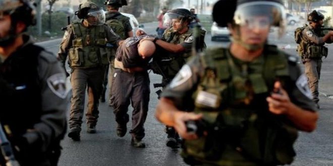 İsrail İşgal Güçleri, Batı Yaka’da 12 Filistinliyi Tutukladı