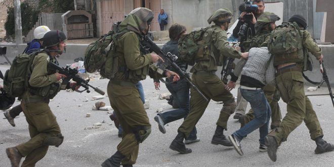 İsrail İşgal Güçleri, Batı Yaka’da 7 Filistinliyi Tutukladı