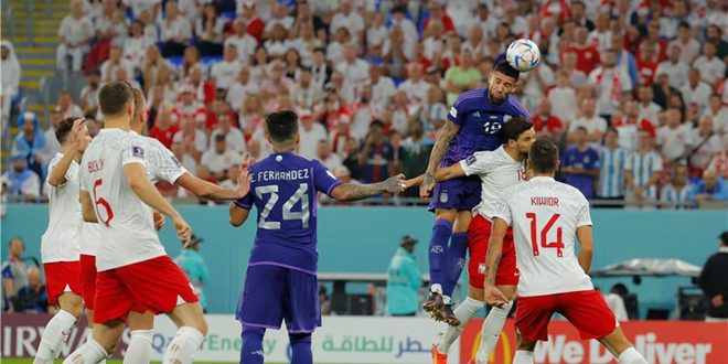 الأرجنتين تتأهل مع بولندا لثمن نهائي مونديال 2022