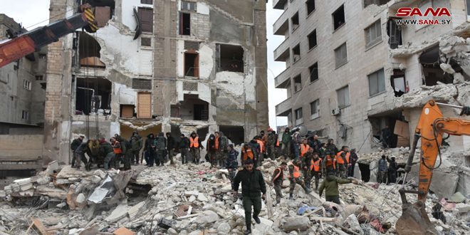حماة.. انتهاء عمليات إجلاء وانتشال الضحايا العالقين تحت أنقاض الزلزال