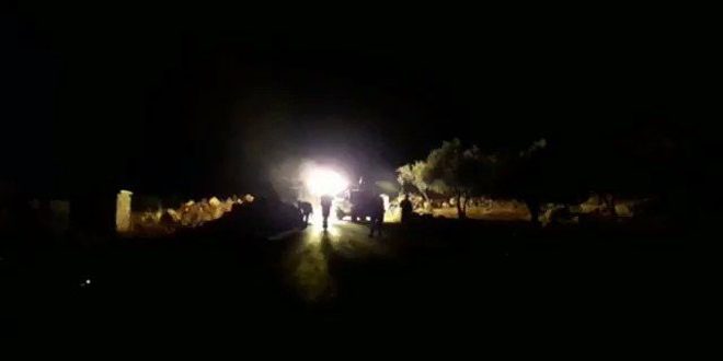 Syrian Arab Army personnel intercept a US occupation forces’ convoy in Qamishli countryside