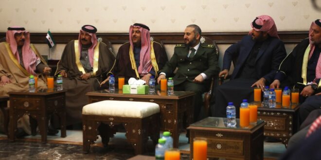 Defense Minister meets a delegation of Arab tribes