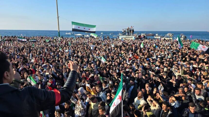 Residents of coastal town of Banias celebrate victory of Syrian Revolution