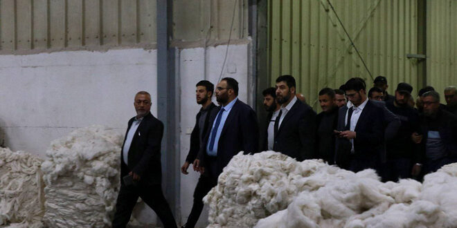 Economy Minister, Lattakia Governor visit a number of textile facilities