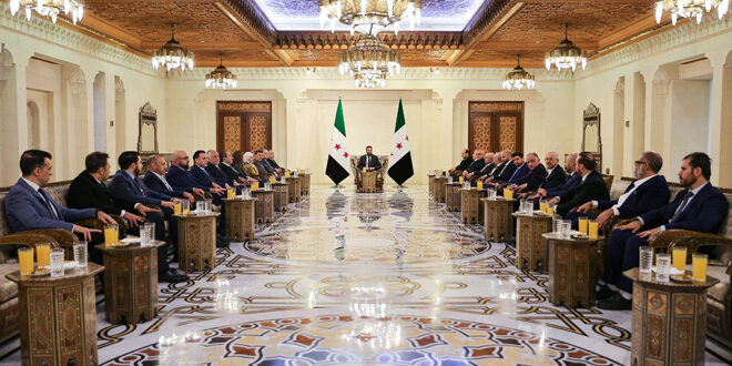 President al-Sharaa receives a delegation of Syrian activities in Canada at the People's Palace