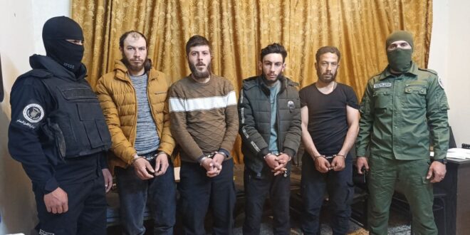 Public Security Department arrested 4 people that committed violations against civilians in a coastal village