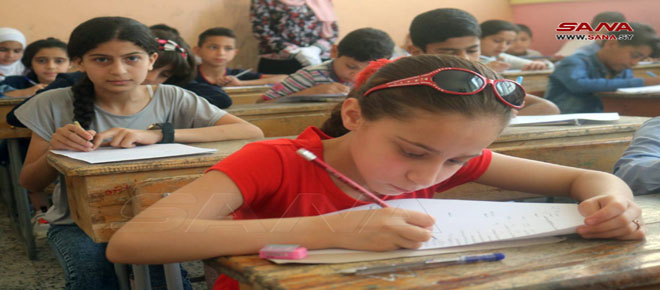 Tres millones de niños sirios se presentan hoy a las exámenes del primer semestre