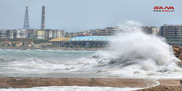 Cierre de los puertos de Siria por intenso viento y fuertes marejadas (+ fotos)