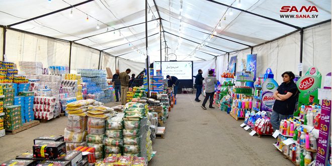 Inaugurado mercado benéfico y centro médico en Campamento Yarmuk para refugiados palestinos (+ fotos)