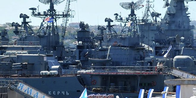 Flota del Mar Negro se refuerza con tres nuevos barcos lanzamisiles