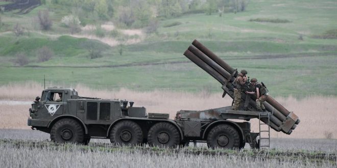 Fuerzas rusas neutralizan a 505 militares ucranianos en el último día