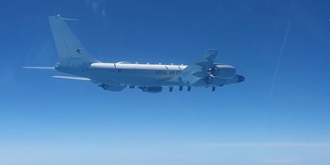 Dos cazas rusos interceptan tres aviones militares británicos sobre el mar Negro