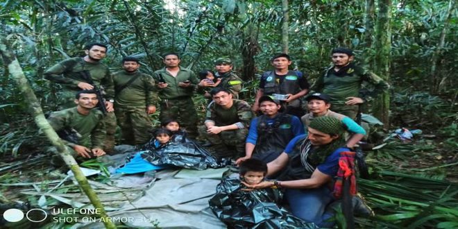 Encuentran con vida a los 4 niños desaparecidos por más de un mes en la selva en Colombia