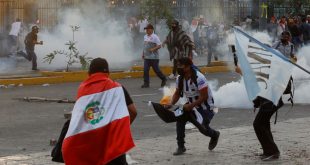 Grupo-neonazi-en-Perú-incita-a-la-violencia-contra-manifestantes
