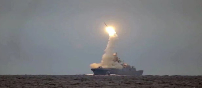 Cinco ataques rusos con misiles de crucero destruyen instalaciones de infraestructura militar ucraniana