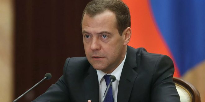 Medvedev: La operación militar especial rusa continuará hasta eliminar a los neonazis en Kiev
