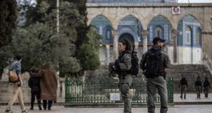 "Israel" convierte a Jerusalén en zona militar y prohíbe el acceso a la Mezquita Al-Aqsa