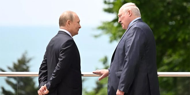 پوتین: اقتصاد روسیه با موفقیت تحریم های غرب را پشت سر می گذارد