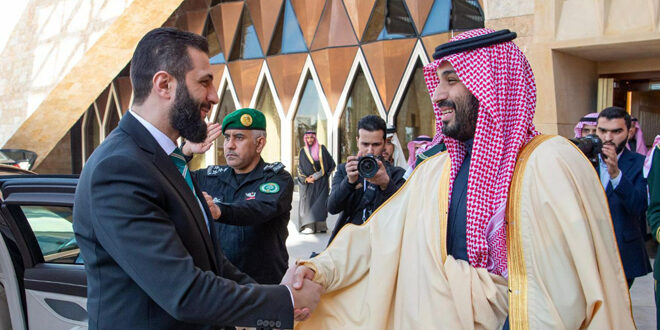 استقبال محمد بن سلمان ولیعهد سعودی از احمد الشرع رئیس جمهور در ریاض 