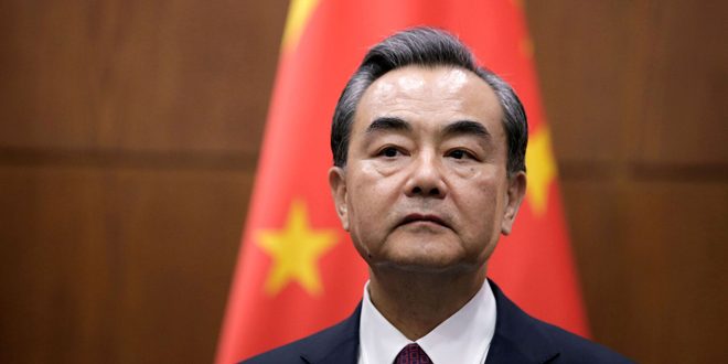 שר החוץ הסיני : האסטרטגיה האמריקנית באסיה נכשלה