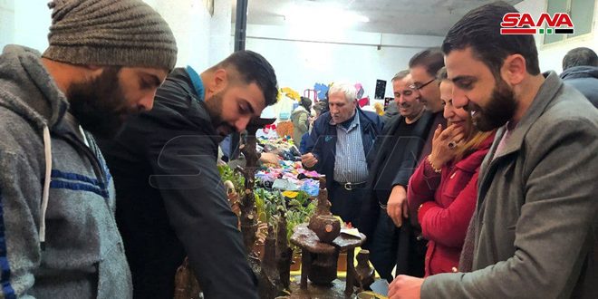 معرض للمواد الغذائية والأشغال اليدوية في سلمية بريف حماة