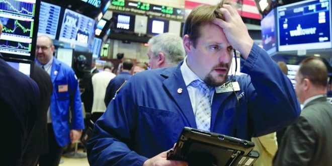 انخفاض الأسهم الأمريكية في ظل بداية قاتمة للنصف الثاني من العام